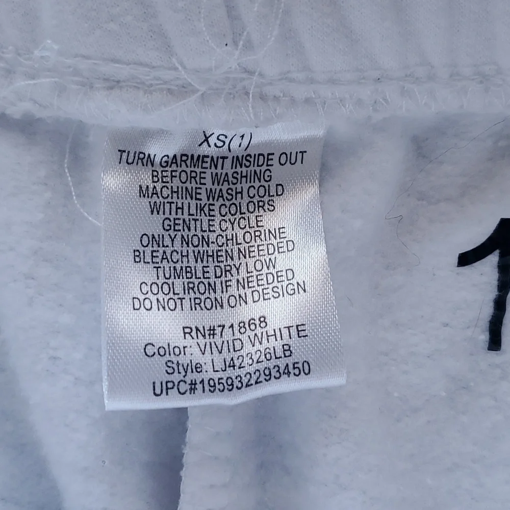 Disney joggers - Picture 15 of 16